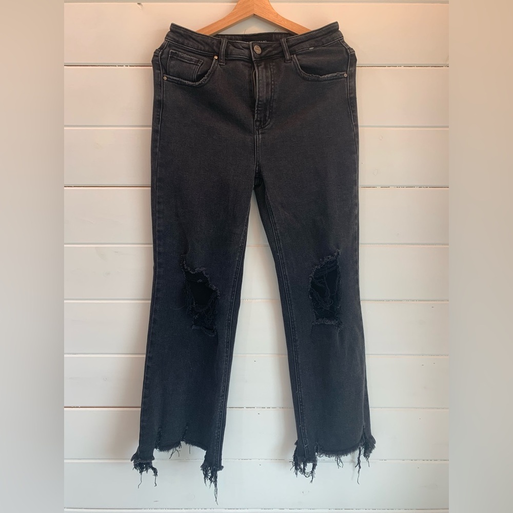 Risen Black Distressed Boyfriend Women's Jeans. Size 11